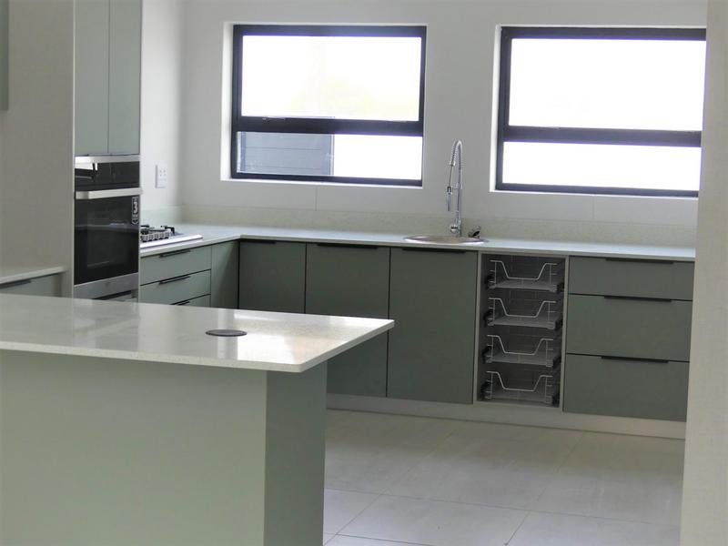 4 Bedroom Property for Sale in Shelley Point Western Cape